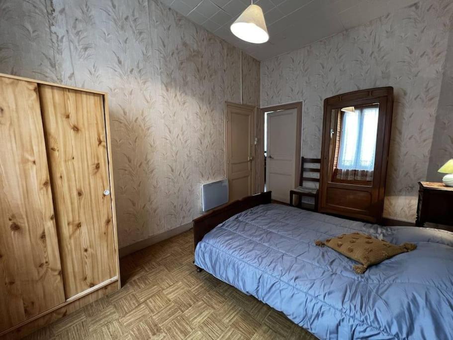 Апартаменты Le Nid Douillet Rustique Linge Fourni Ла-Бурбуль Экстерьер фото